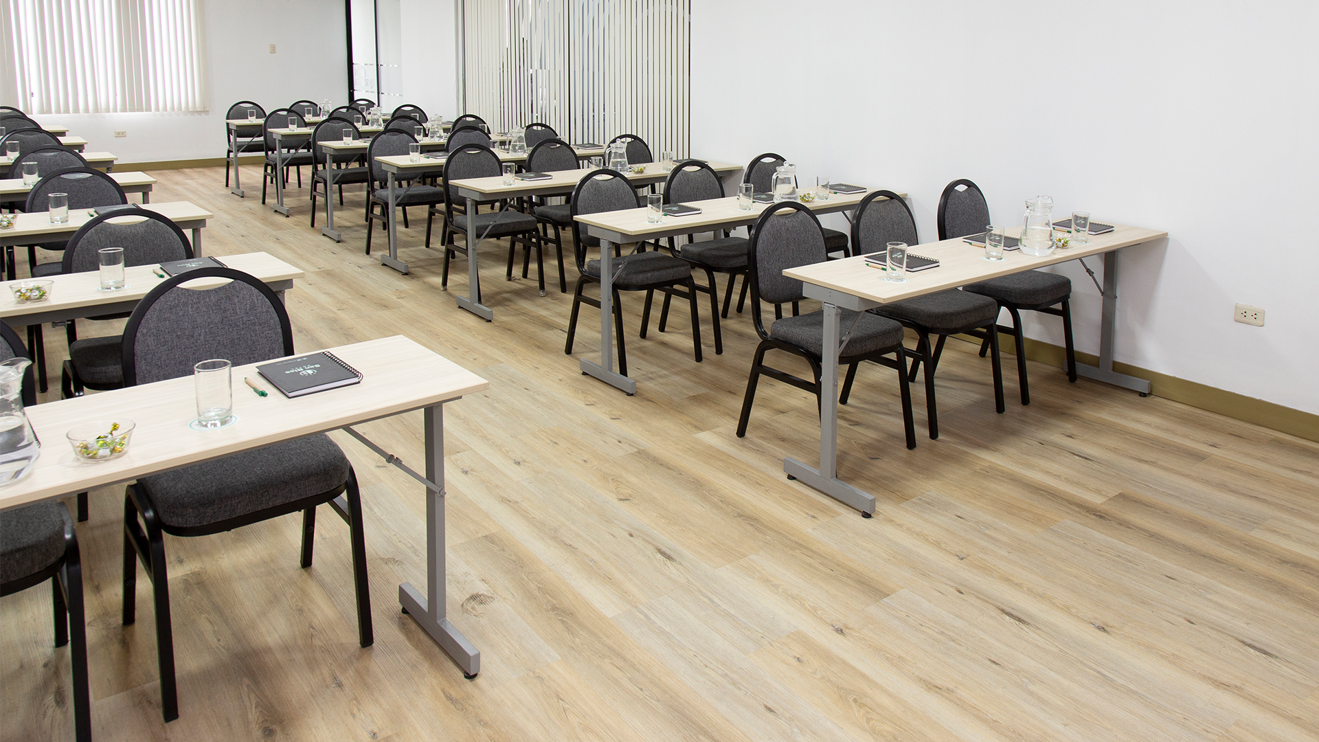 Capacidad máxima: 50 Personas