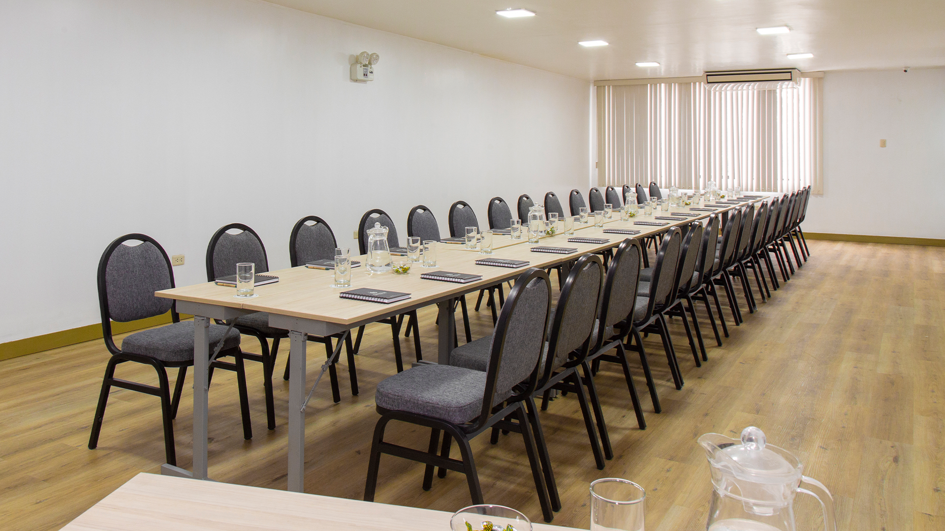 Capacidad máxima: 50 Personas