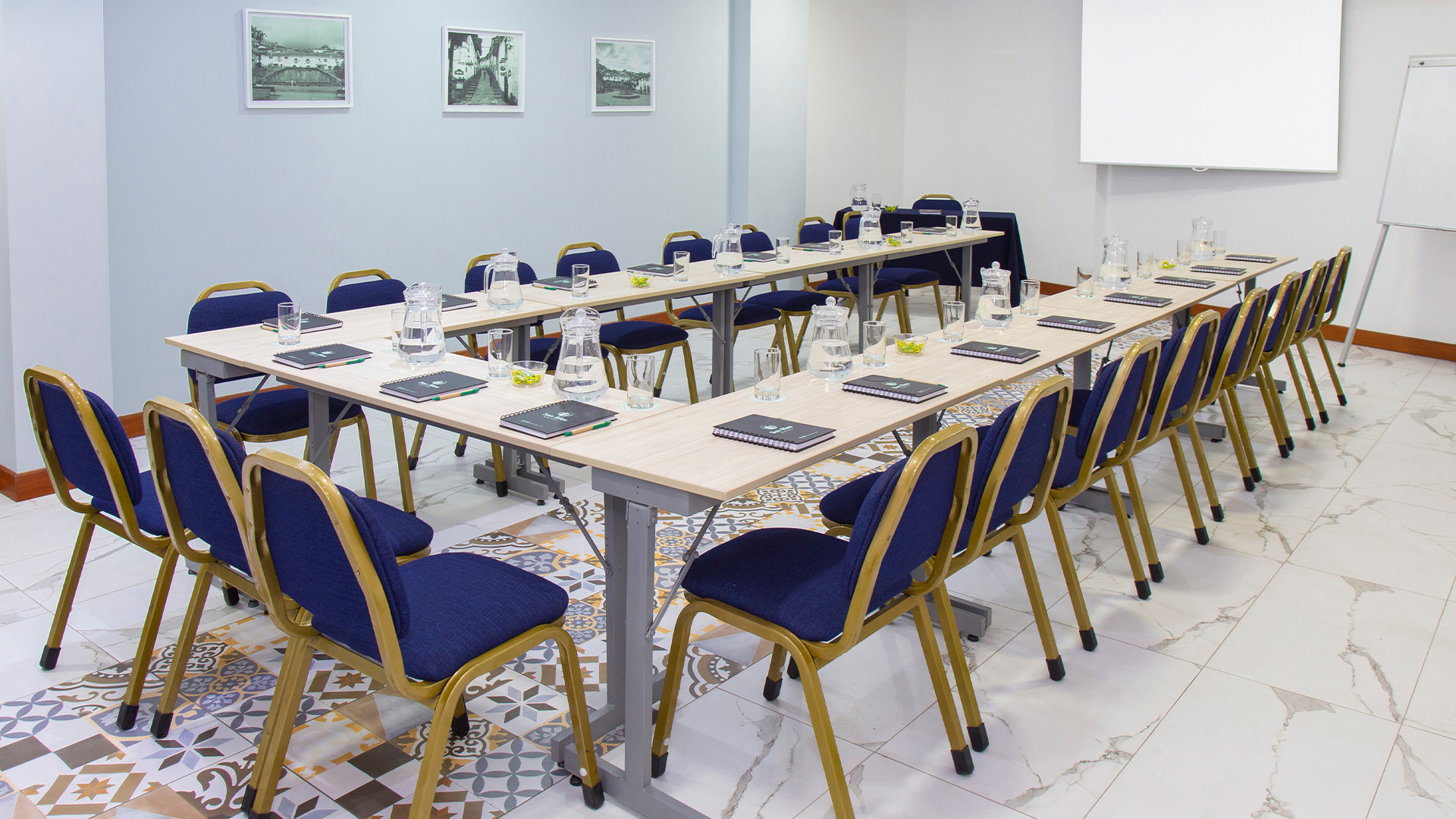 Capacidad máxima: 20 Personas